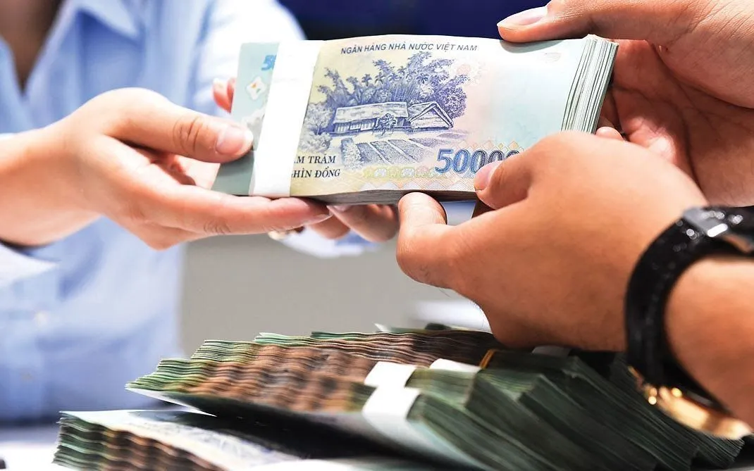 Những tuần đầu năm 2026, thị trường bất động sản rộ lên thông tin ngân hàng sẽ dừng cho vay lĩnh vực này do "van" tín dụng bị giới hạn. 