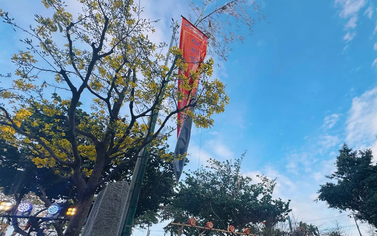 Cây nêu ngày Tết - dấu ấn văn hóa Việt và điểm chạm du xuân tại Khánh Hòa.