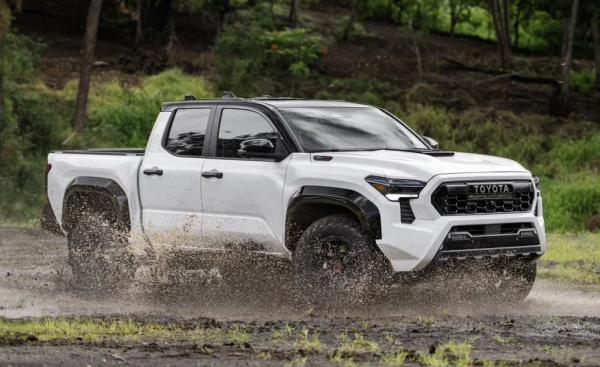 10 ô tô giữ giá nhất sau 5 năm sử dụng: Xe Toyota chiếm ưu thế 10 ô tô giữ giá nhất sau 5 năm sử dụng: Xe Toyota chiếm ưu thế