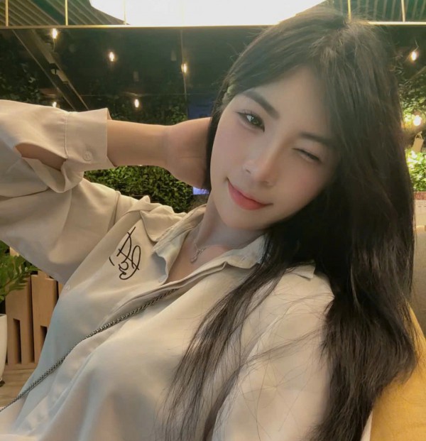 ‘Đô vật hot girl’ 24 tuổi gây sốt mạng xã hội ‘Đô vật hot girl’ 24 tuổi gây sốt mạng xã hội