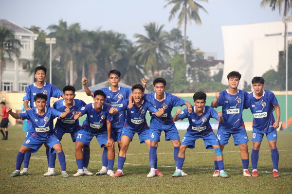 Á quân Trường ĐH TDTT Đà Nẵng 'thay máu' đội bóng, quyết tâm đổi màu huy chương