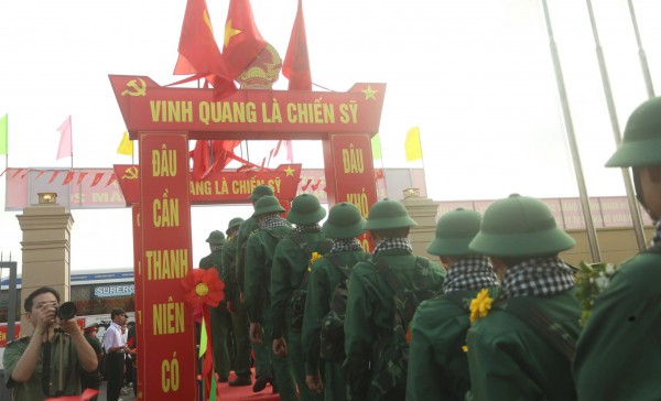 Gần 1/3 tân binh của tỉnh Tây Ninh có trình độ cao đẳng, đại học