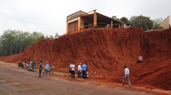 Sau nhận tiền hỗ trợ để đến nơi ở tạm, 8 hộ dân mong muốn gì?