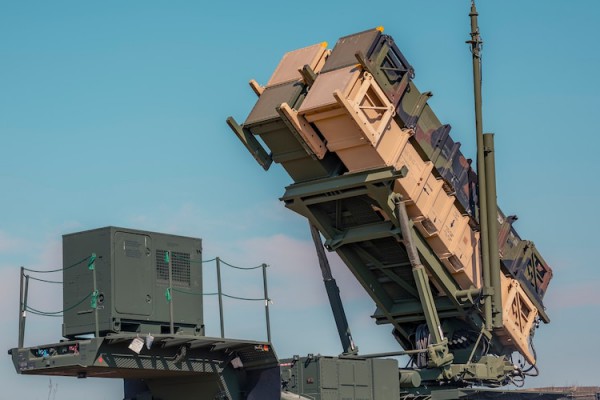 Quan chức Mỹ thừa nhận không thể ngăn chặn hết UAV Iran?