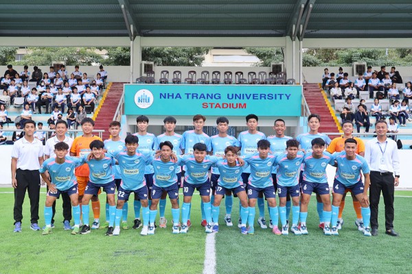 Trường ĐH Nha Trang khánh thành SVĐ, xuất quân dự VCK TNSV THACO cup 2026