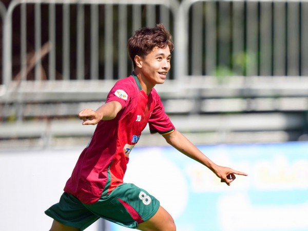 Trường ĐH Công nghệ Đồng Nai 'lĩnh ấn tiên phong' vào tứ kết: Bước ngoặt thẻ đỏ