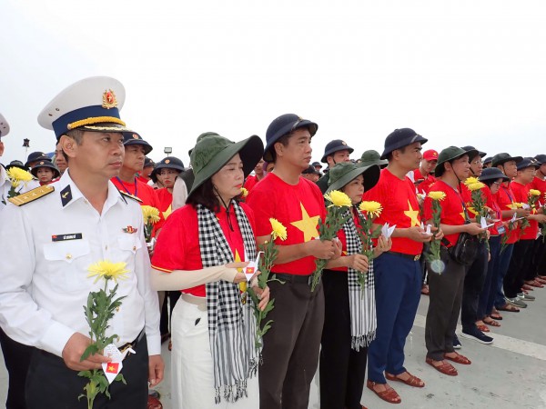 Lời thề giữa đảo Gạc Ma vang mãi suốt 38 năm qua Lời thề giữa đảo Gạc Ma vang mãi suốt 38 năm qua