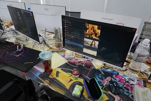 Bên trong hang ổ lừa đảo tại Campuchia Bên trong hang ổ lừa đảo tại Campuchia