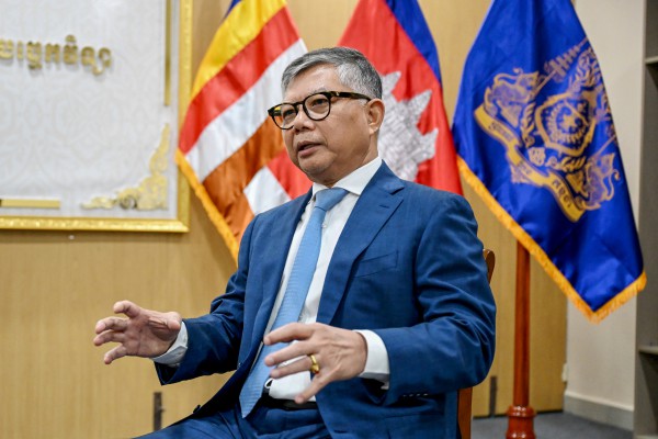 Bên trong hang ổ lừa đảo tại Campuchia Bên trong hang ổ lừa đảo tại Campuchia