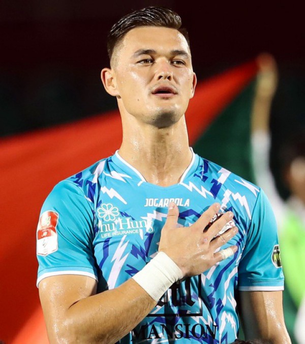 Lê Giang Patrik cần VFF làm một điều rất quan trọng để khoác áo đội tuyển Việt Nam: Phi Long thì sao? Lê Giang Patrik cần VFF làm một điều rất quan trọng để khoác áo đội tuyển Việt Nam: Phi Long thì sao?