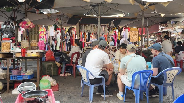 Cà phê vợt Ba Lù hơn 70 năm ở Chợ Lớn: Vì sao bỗng có thêm tiệm mới?