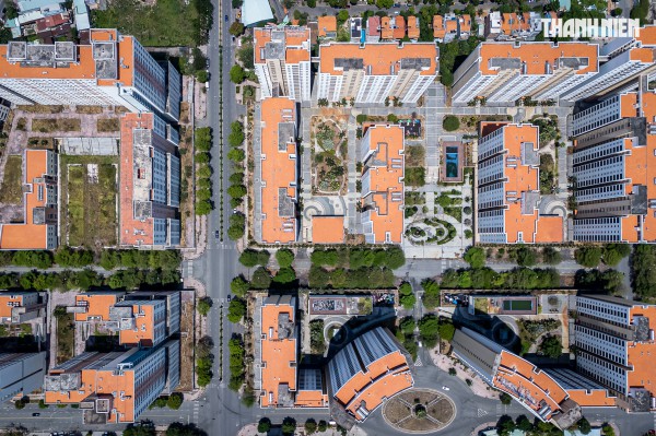 Cận cảnh khu căn hộ nghìn tỉ xuống cấp ở Thủ Thiêm chuẩn bị đấu giá