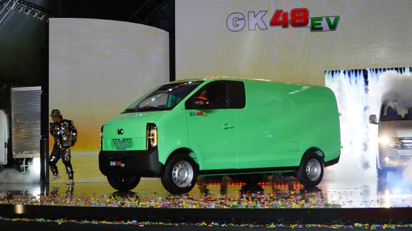 Kim Long Motor tung 3 mẫu xe tải mới ra thị trường, giá từ 349 triệu đồng