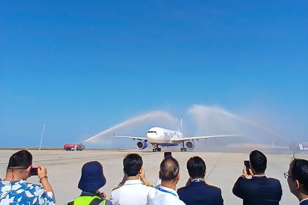 Khánh Hòa khai trương đường bay thẳng Minsk - Cam Ranh, đón khách Belarus