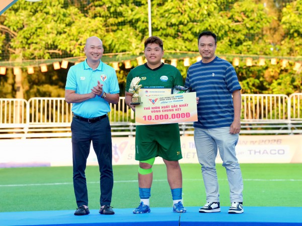 Tiền vệ tài hoa người Hà Tĩnh xuất sắc nhất VCK TNSV THACO cup 2026 Tiền vệ tài hoa người Hà Tĩnh xuất sắc nhất VCK TNSV THACO cup 2026