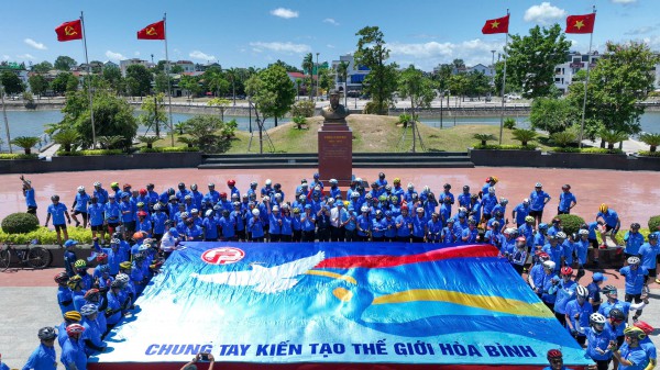 Ngày hội đạp xe Vì hòa bình trở lại Quảng Trị vào tháng 4 Ngày hội đạp xe Vì hòa bình trở lại Quảng Trị vào tháng 4