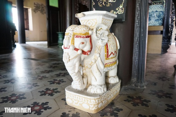 Vẻ đẹp nhà cổ trăm năm với kiến trúc Đông - Tây ở Gò Công