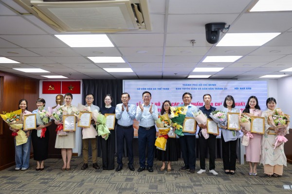 TP.HCM khen thưởng 10 tác phẩm xuất sắc của Báo Thanh Niên