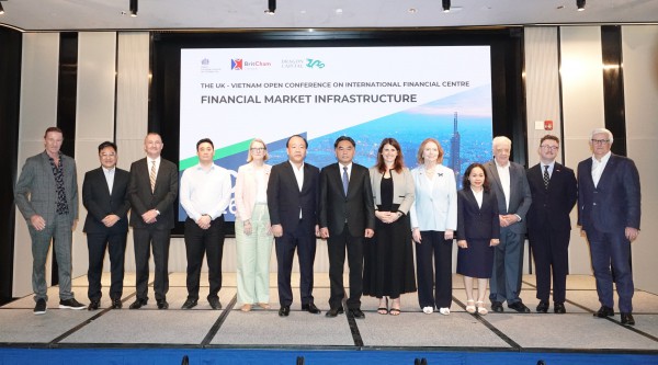 Đối tác Anh đồng hành TP.HCM xây dựng trung tâm tài chính quốc tế đẳng cấp thế giới Đối tác Anh đồng hành TP.HCM xây dựng trung tâm tài chính quốc tế đẳng cấp thế giới