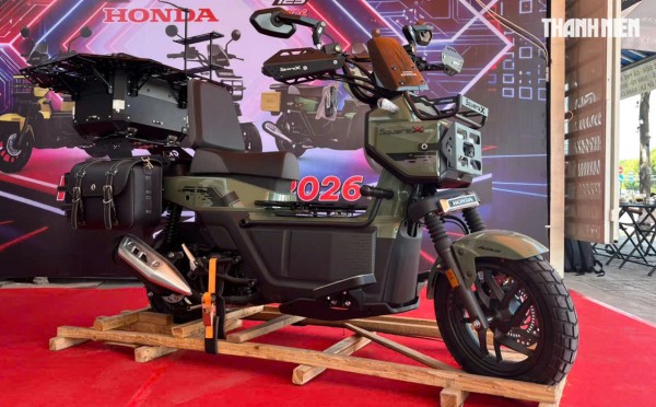 Honda Square X125 đầu tiên về Việt Nam số lượng giới hạn, giới chơi xe săn lùng