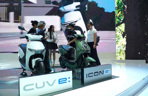 Xe máy Honda giảm mạnh đầu năm: Áp lực từ xe điện hay yếu tố 'mùa vụ'?