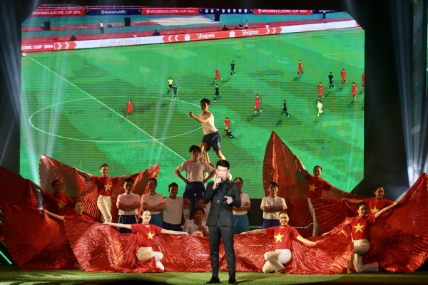 Phó chủ tịch UBND TP.HCM Trần Thị Diệu Thúy giao nhiệm vụ cho ngành TDTT TP.HCM Phó chủ tịch UBND TP.HCM Trần Thị Diệu Thúy giao nhiệm vụ cho ngành TDTT TP.HCM