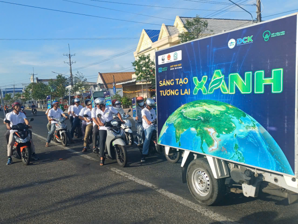 EVNSPC với nhiều hoạt động ý nghĩa hưởng ứng Giờ trái đất 2026