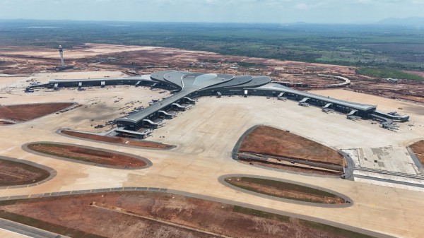 Sân bay Long Thành khai thác thương mại vào cuối năm 2026