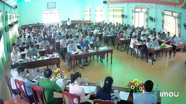Đấu giá cao bất thường rồi bỏ cọc, 28 lô đất ở Quảng Ngãi bị hủy kết quả Đấu giá cao bất thường rồi bỏ cọc, 28 lô đất ở Quảng Ngãi bị hủy kết quả