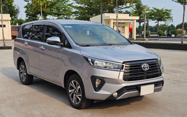 3 mẫu MPV 7 chỗ giữ giá nhất sau 5 năm sử dụng tại Việt Nam 3 mẫu MPV 7 chỗ giữ giá nhất sau 5 năm sử dụng tại Việt Nam