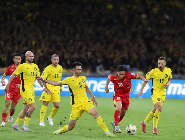 AFC đã có sẵn án phạt xử đội tuyển Malaysia thua Việt Nam, chỉ chờ công bố sau phiên tòa của CAS AFC đã có sẵn án phạt xử đội tuyển Malaysia thua Việt Nam, chỉ chờ công bố sau phiên tòa của CAS