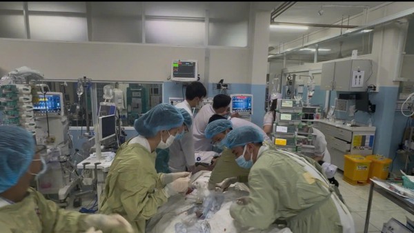 Bệnh viện đầu tiên thành công hồi sinh tim phổi sử dụng tuần hoàn ngoài cơ thể Bệnh viện đầu tiên thành công hồi sinh tim phổi sử dụng tuần hoàn ngoài cơ thể