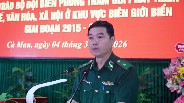 Bộ đội biên phòng Cà Mau gắn bảo vệ chủ quyền biển với sinh kế ngư dân