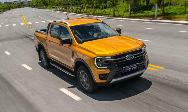 Bộ đôi xe bán tải Ford Ranger, Toyota Hilux đều thuộc nhóm ô tô tải thông dụng