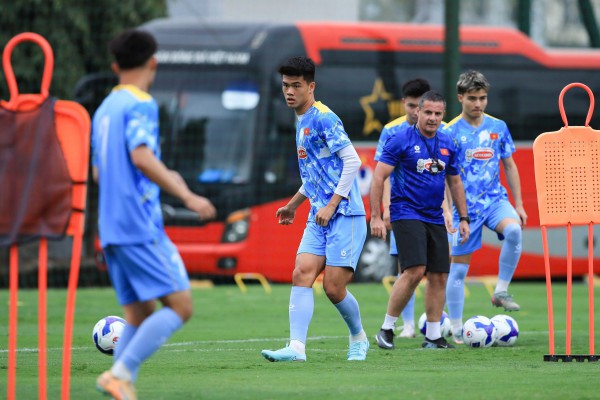 Bóng đá Việt Nam xây dựng bệ phóng tốt cho tương lai