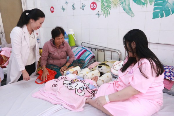 Cần Thơ đề xuất hỗ trợ 5 triệu đồng cho phụ nữ sinh đủ 2 con Cần Thơ đề xuất hỗ trợ 5 triệu đồng cho phụ nữ sinh đủ 2 con