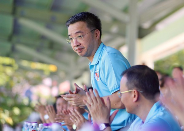 Chức vô địch ngọt ngào của đội Trường ĐH Thủy lợi, lễ bế mạc đầy cảm xúc!