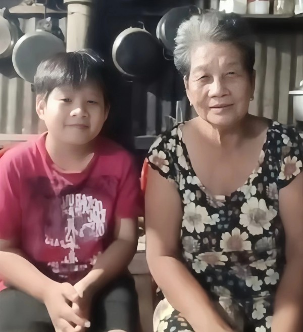 Có gì trong clip 'gửi 10 năm sau' thu hút gần 30 triệu lượt xem?