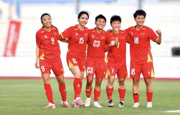 HLV Mai Đức Chung nói thẳng một điều về đội tuyển nữ Việt Nam, Huỳnh Như tiết lộ mục tiêu nóng