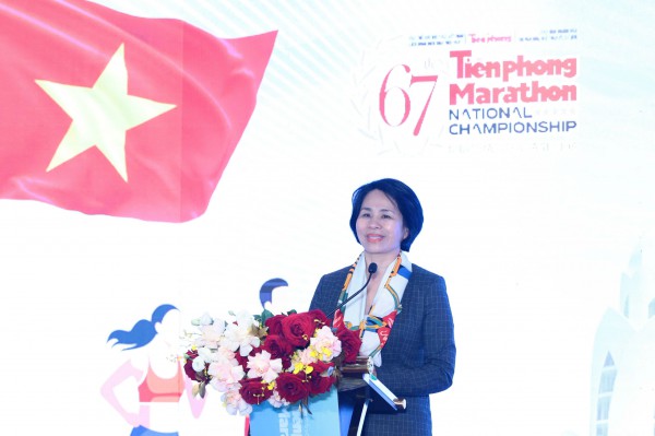 Hơn 12.000 VĐV giải vô địch quốc gia marathon: 'Đón ánh bình minh' tại Khánh Hòa