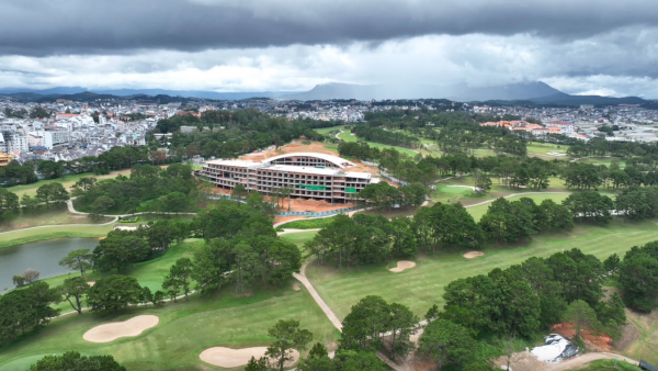 Lâm Đồng kiến nghị Thủ tướng gỡ vướng dự án sân golf Đồi Cù, rừng dầu Hồng Liêm Lâm Đồng kiến nghị Thủ tướng gỡ vướng dự án sân golf Đồi Cù, rừng dầu Hồng Liêm