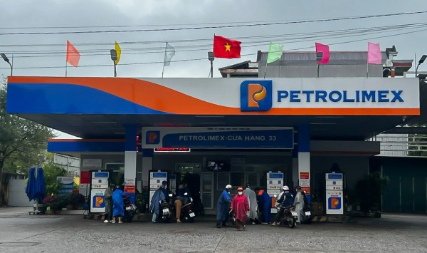 Mạng xã hội phản ánh trạm xăng dầu ở Huế 'găm hàng', Sở Công thương vào cuộc
