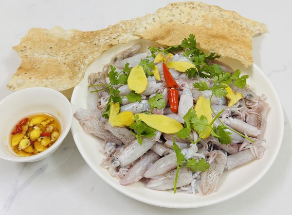 Mực bọt ngọt tới… xương Mực bọt ngọt tới… xương