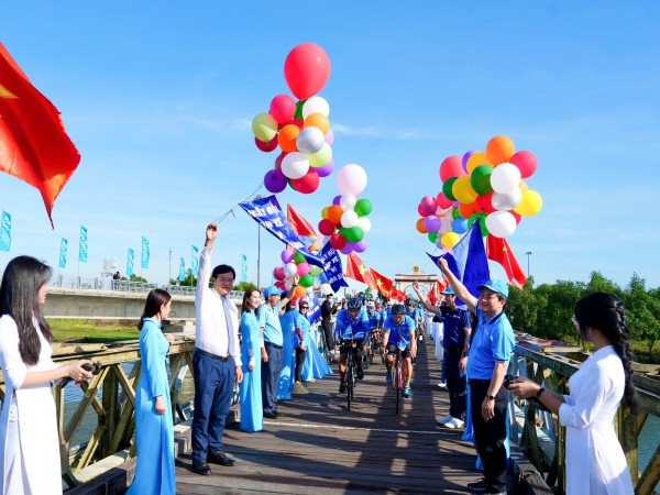 Ngày hội đạp xe Vì hòa bình trở lại Quảng Trị vào tháng 4 Ngày hội đạp xe Vì hòa bình trở lại Quảng Trị vào tháng 4