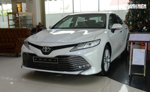 Sedan 'xịn' nhất của Toyota tại Việt Nam dính lỗi camera, triệu hồi hơn 2.000 xe