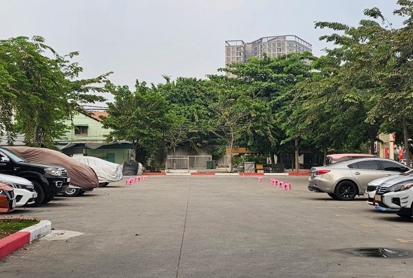 Vụ lấn chiếm bãi xe công cộng: Chủ quán nước ký cam kết không vi phạm