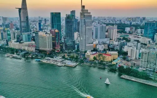 Nâng cao nguồn nhân lực tài chính đạt chuẩn quốc tế