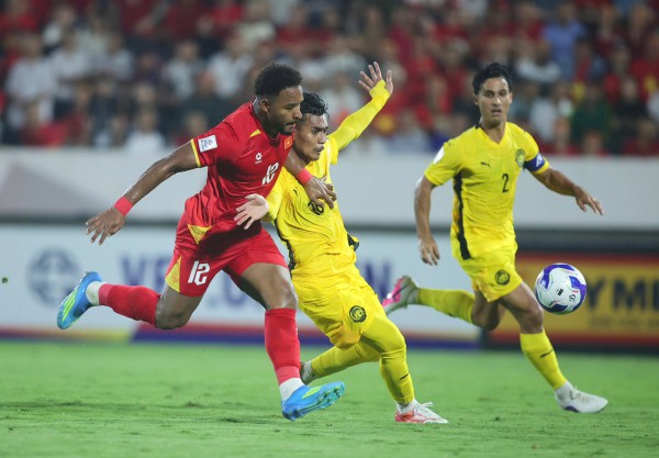 Báo Malaysia: ‘Đội tuyển Việt Nam thắng đẳng cấp, tạo khoảng cách rõ rệt với chúng ta’ Báo Malaysia: ‘Đội tuyển Việt Nam thắng đẳng cấp, tạo khoảng cách rõ rệt với chúng ta’