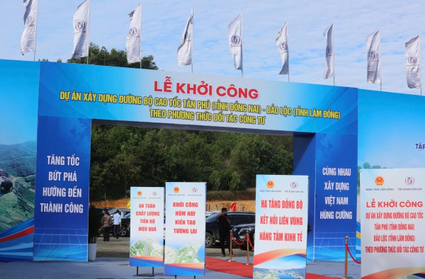 Cao tốc Tân Phú - Bảo Lộc đang vướng hơn 100 ha rừng chưa được chuyển đổi