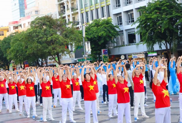 TP.HCM phát động ngày Sức khỏe toàn dân, hướng tới khám, tầm soát cho 15 triệu dân TP.HCM phát động ngày Sức khỏe toàn dân, hướng tới khám, tầm soát cho 15 triệu dân